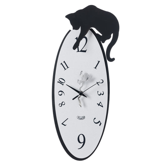 Wall clock detail Tommy