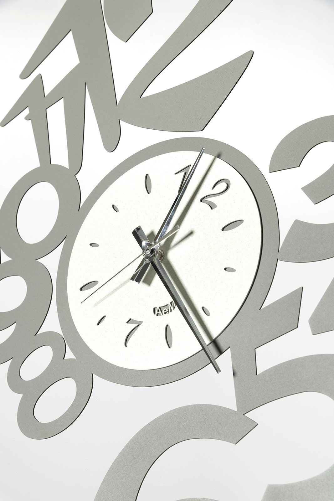 Orologio da parete di design Lupin grande