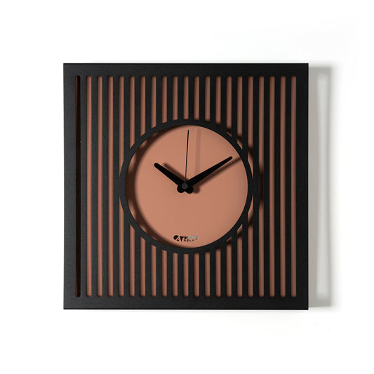 Elegant Tiffany small wall clock