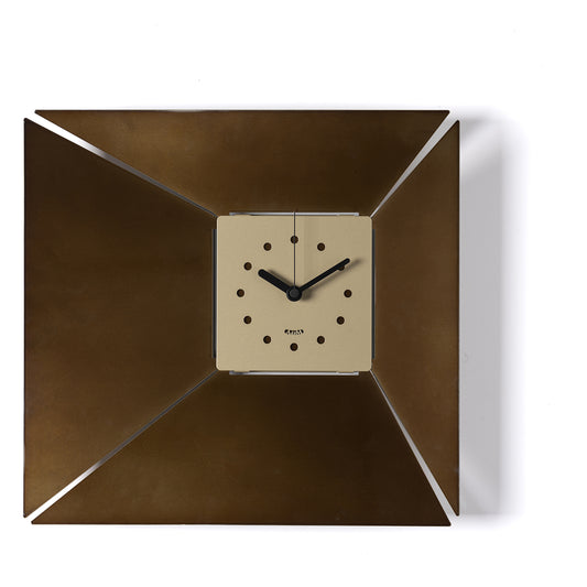 Illusio minimal wall clock