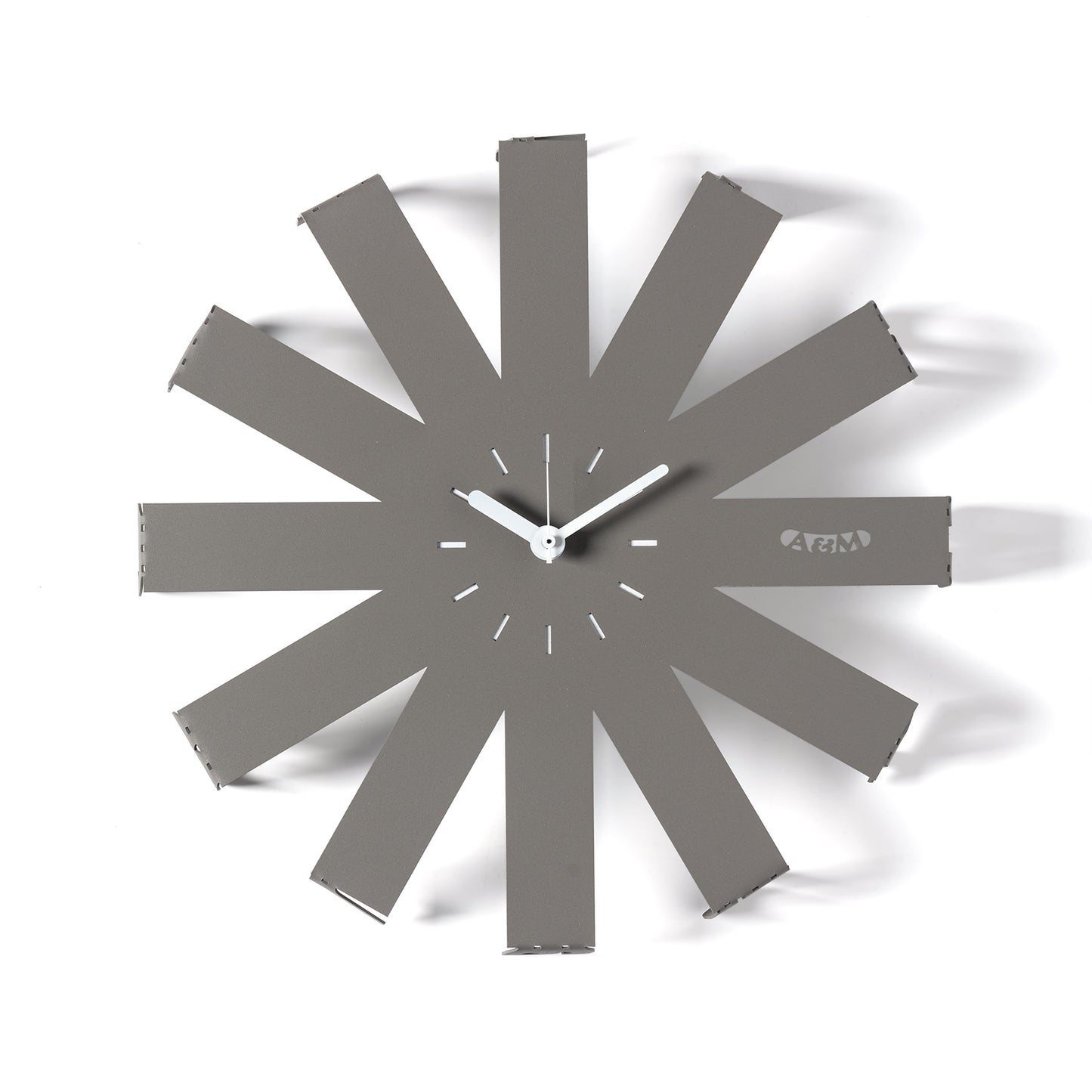 Orologio da parete di design Lumor