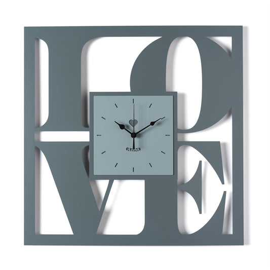 Design wall clock Love