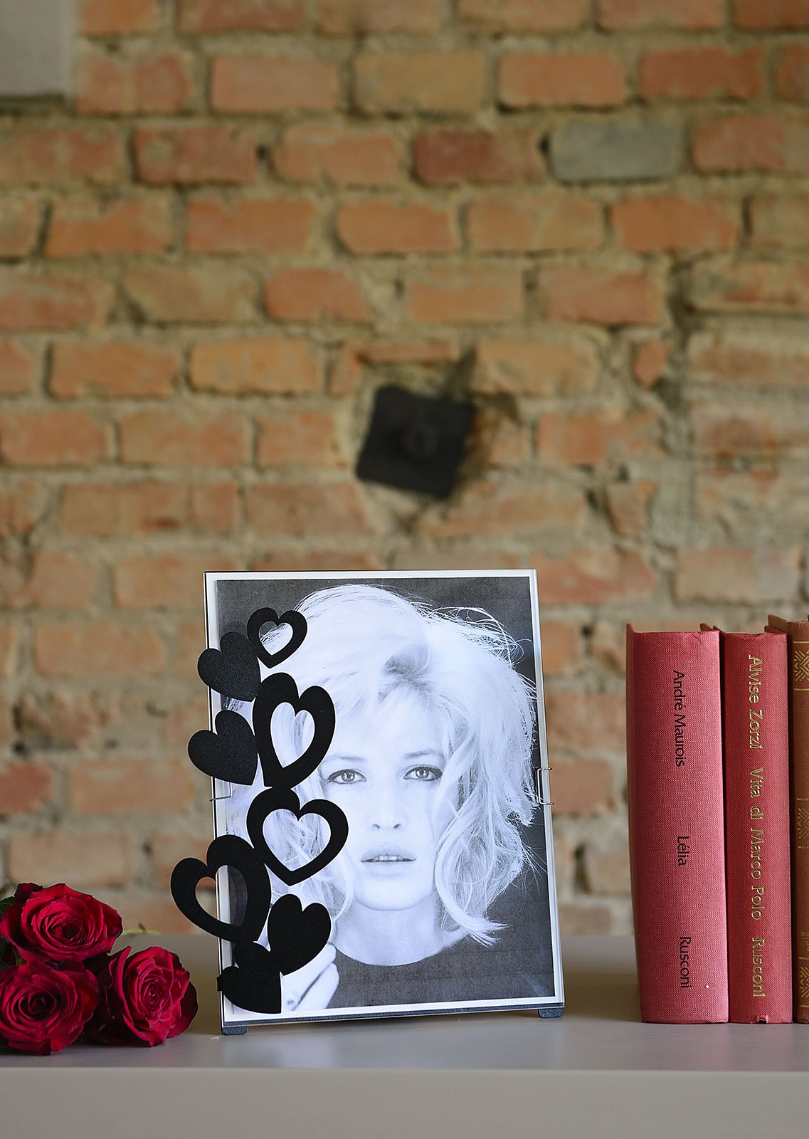 Design photo frame "Hearts" small