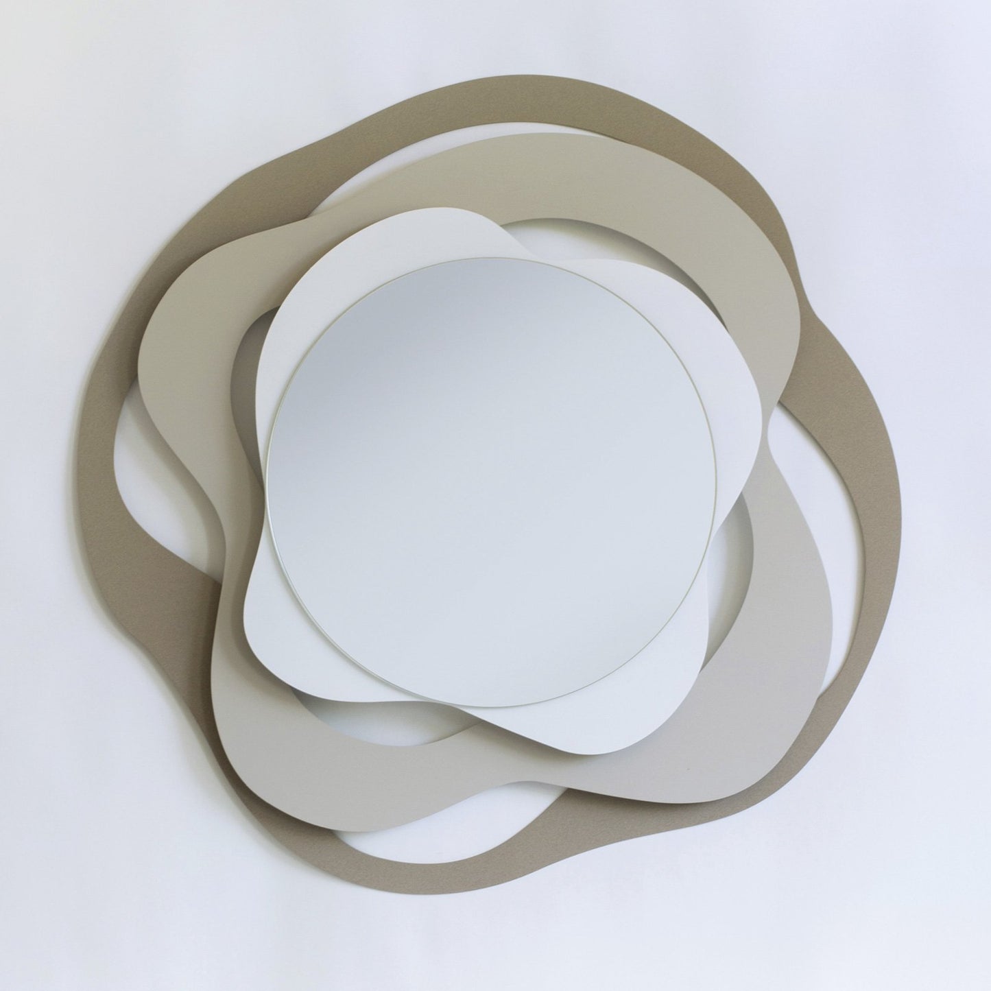 Isotta decorative wall mirror