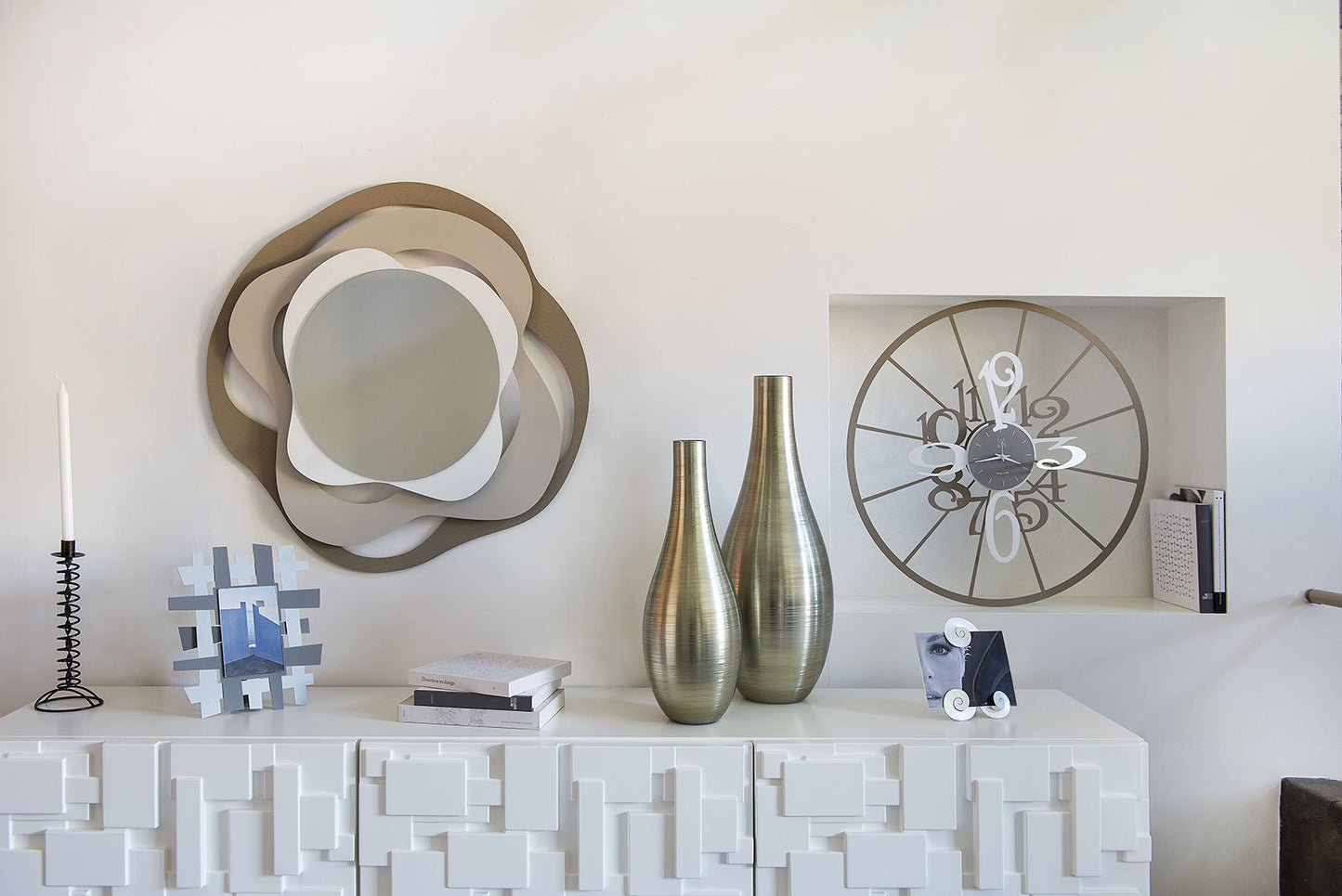 Isotta decorative wall mirror