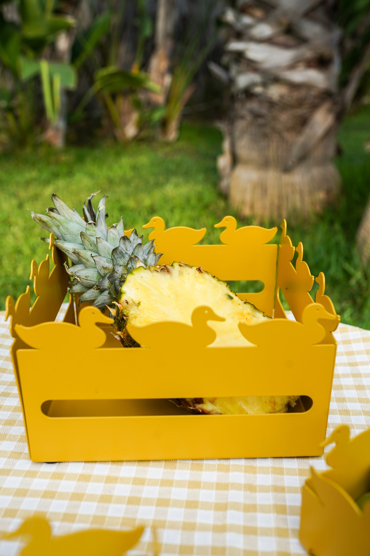 Duck bread basket