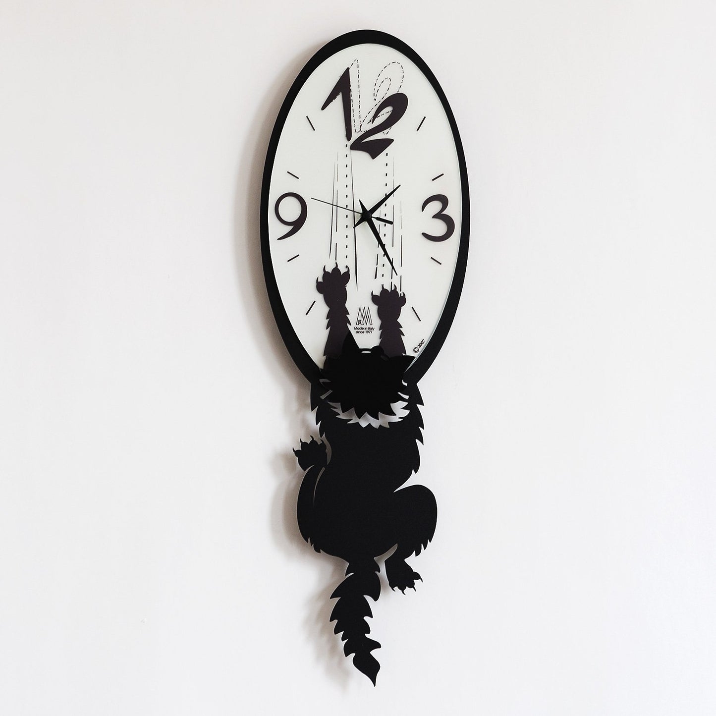 Crazy Tommy distinctive wall clock