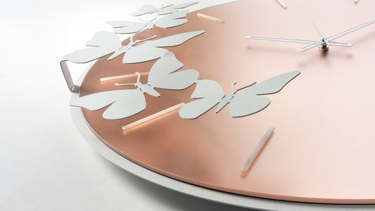 La Nuova Collezione: l'introduzione del vetro e molto altro