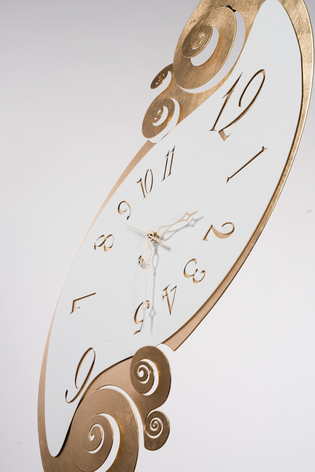 Elegant design wall clock Circeo