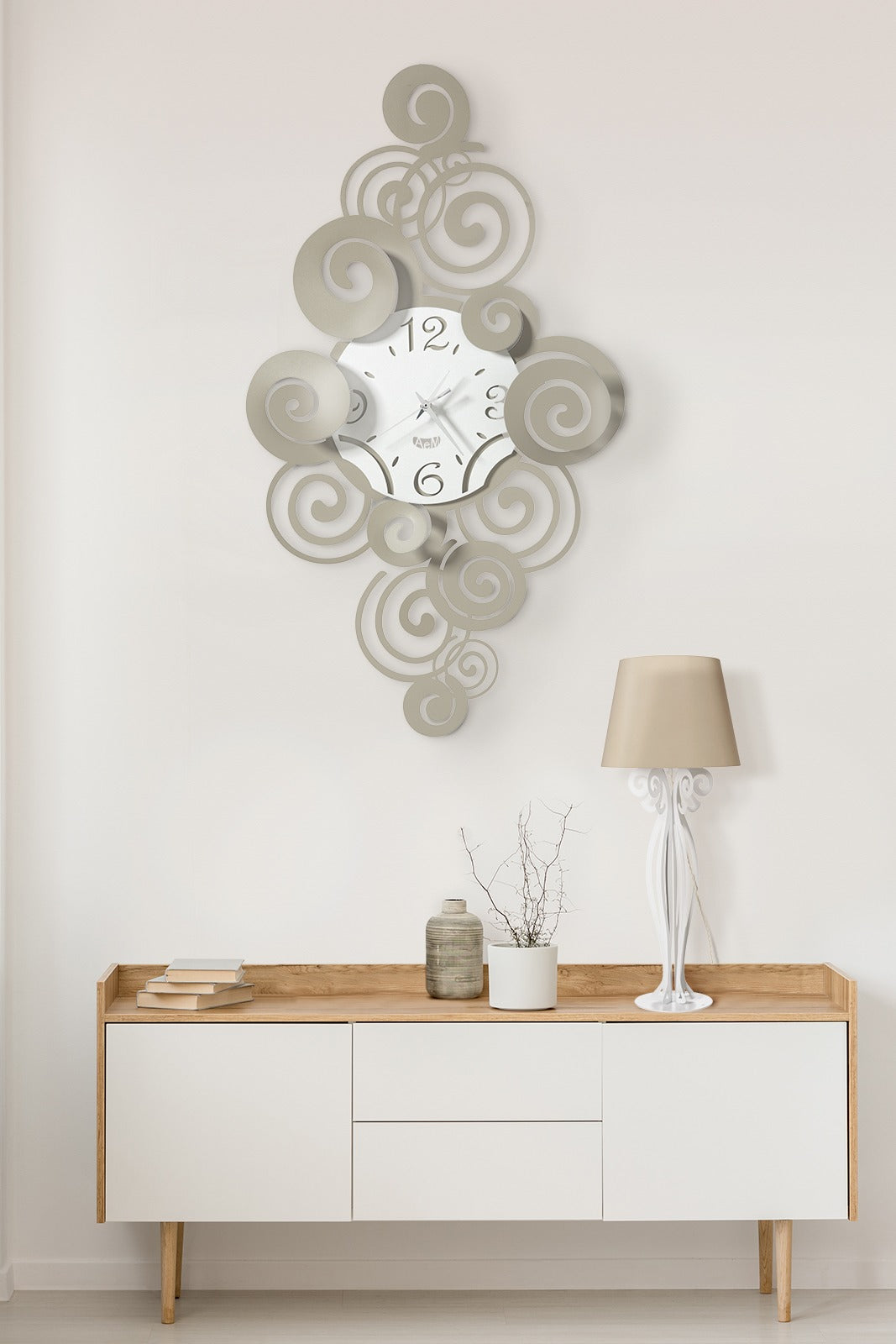 Orologio da parete di design Arabesque verticale