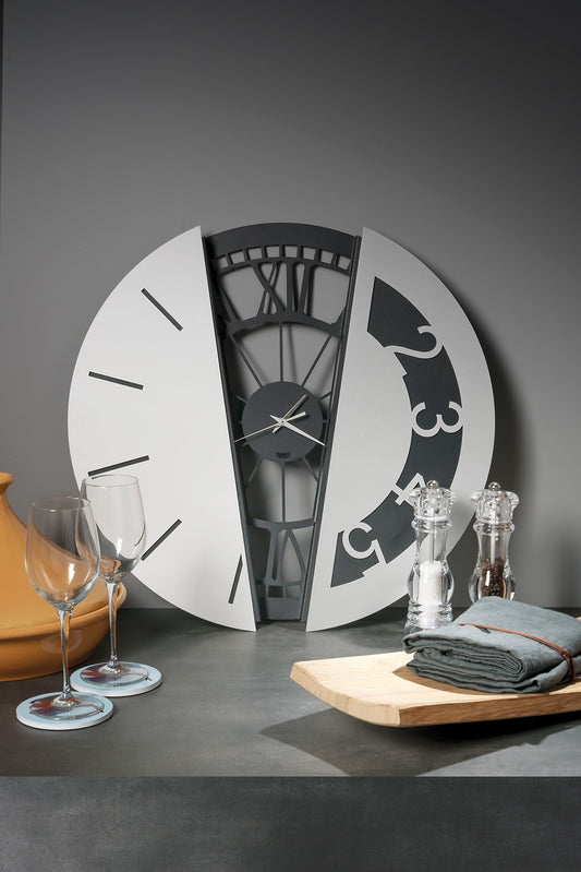 Orologio da parete di design composto Metamorphosi