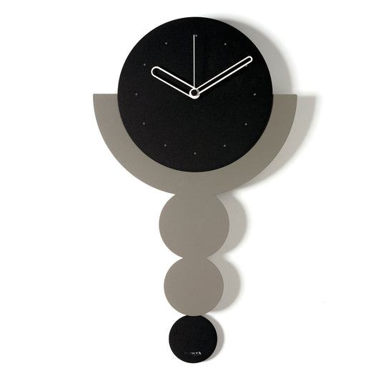 Trilogy pendulum clock