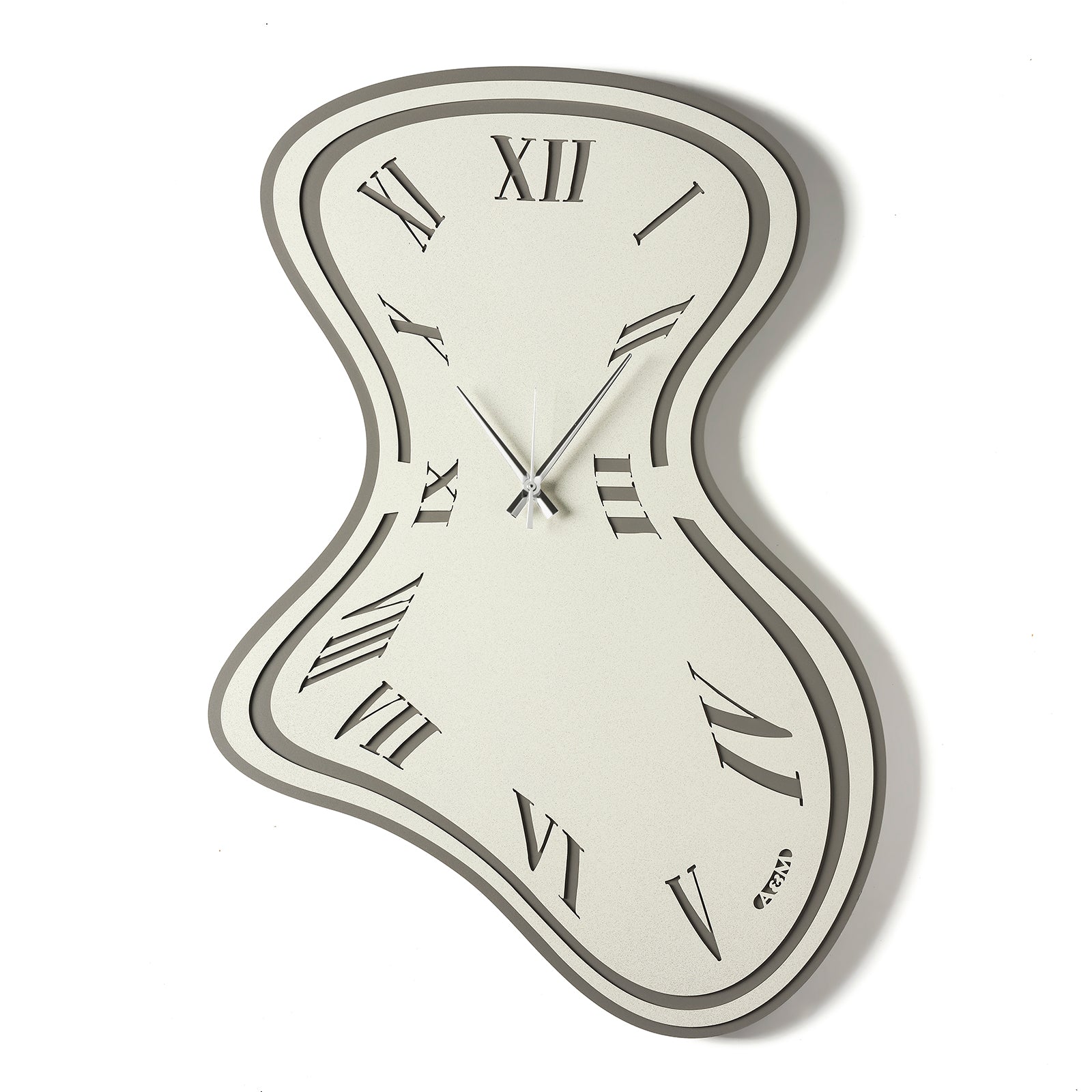 Vista frontale dell' orologio da parete design Dalí con effetto tempo che scorre, fango/avorio.