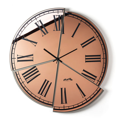 Vista frontale dell'orologio Kintsugi di Arti&Mestieri ispirato alla tecnica giapponese, vetro Crystal Luxe rosa serigrafato