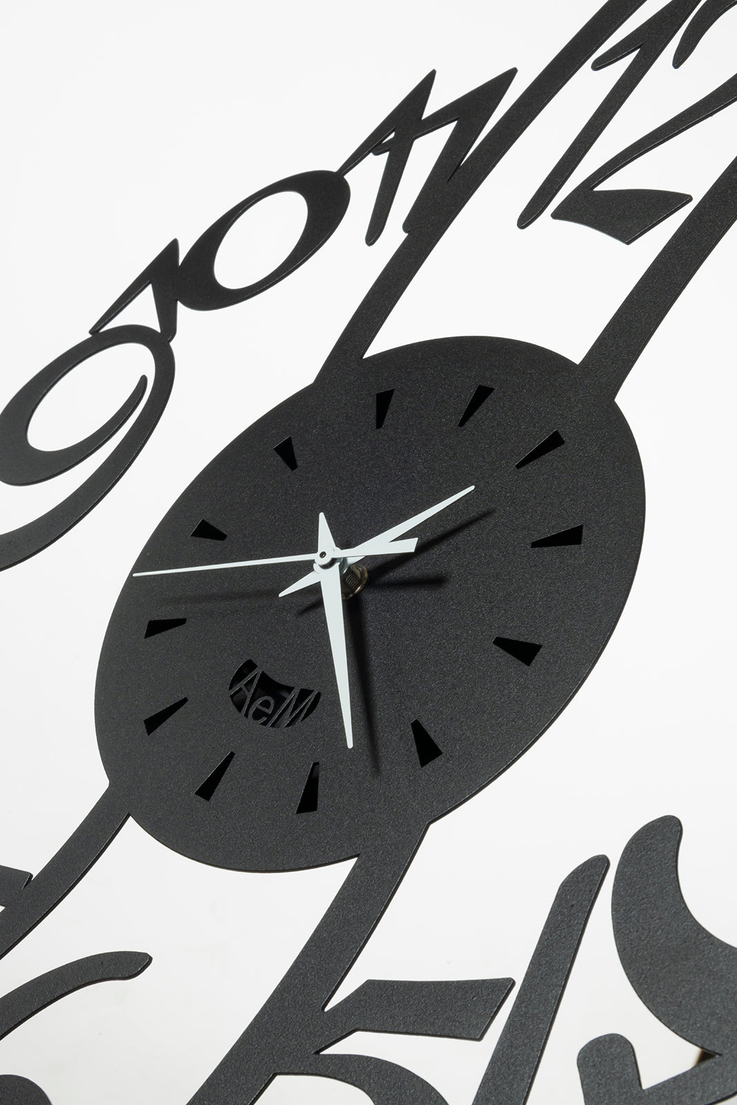 Modern wall clock Ivo