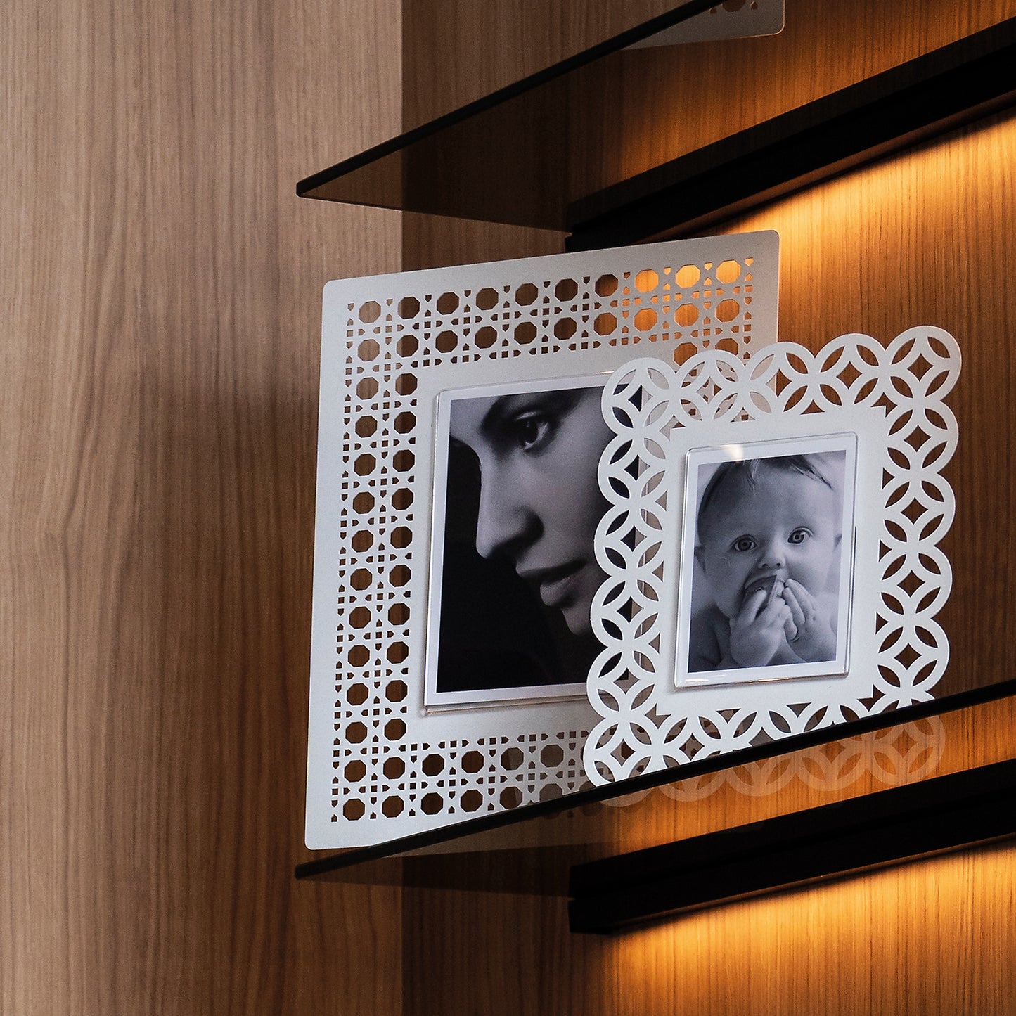 Vienna large design photo frame