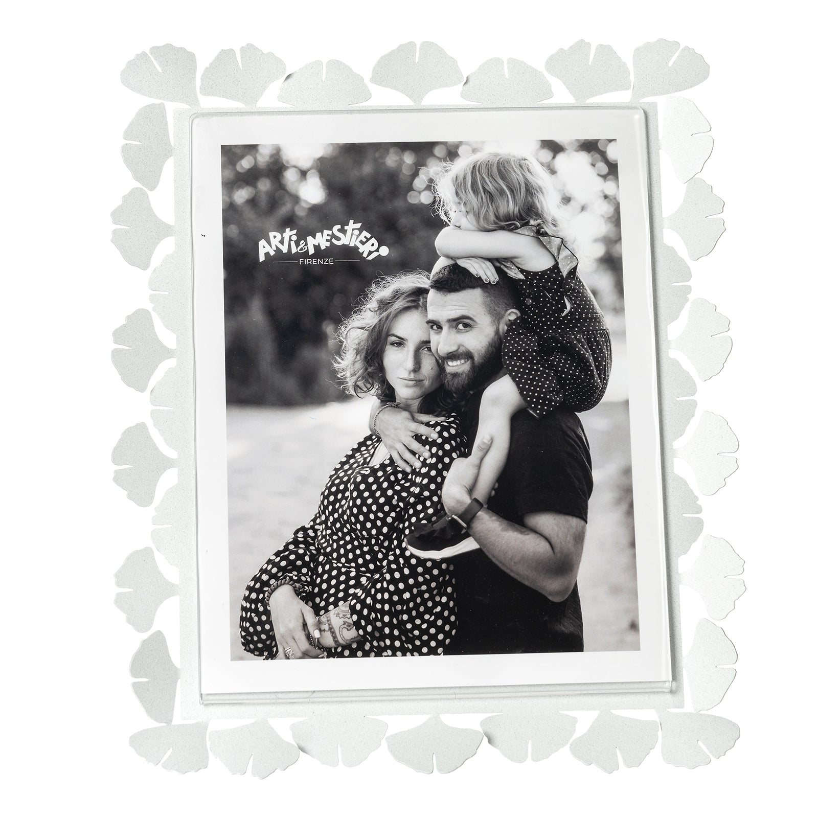 Vista frontale cornice portafoto floreale verticale Ginkgo Maxi di Arti&Mestieri, colore bianco marmo