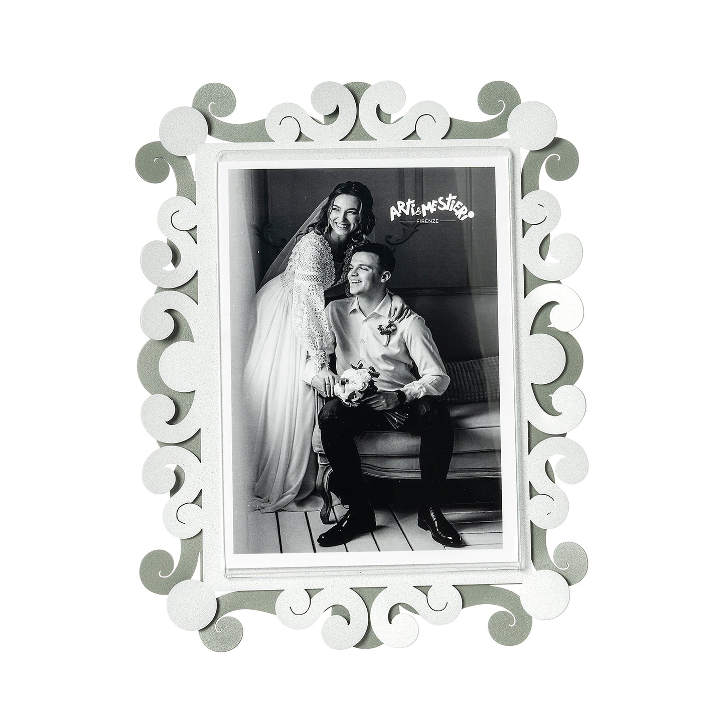 Vista frontale cornice portafoto verticale Koko grande di Arti&Mestieri, colore giada/bianco marmo