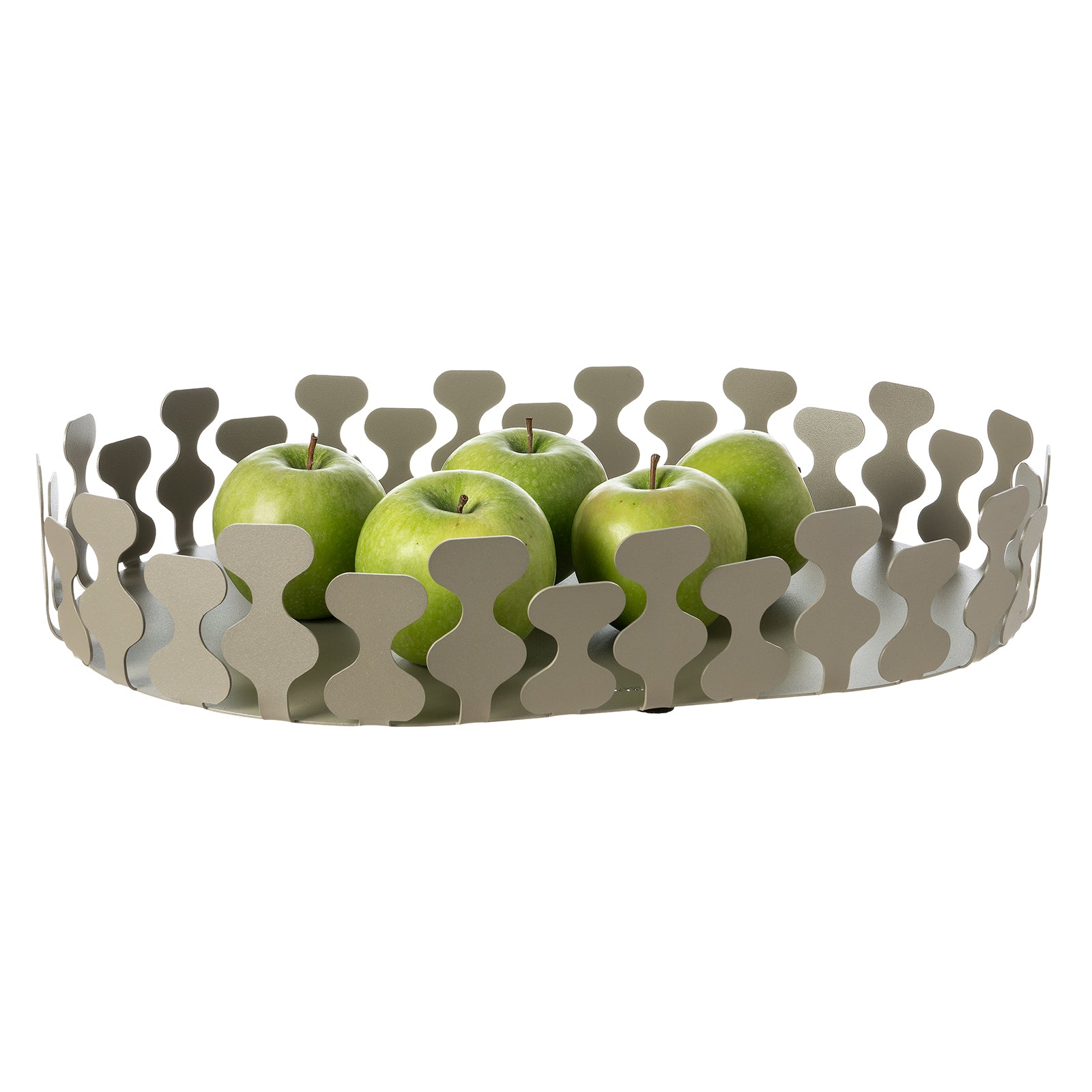 Vassoio ovale Nori di Art&Mestieri in ferro color sabbia con frutta, vista tre quarti