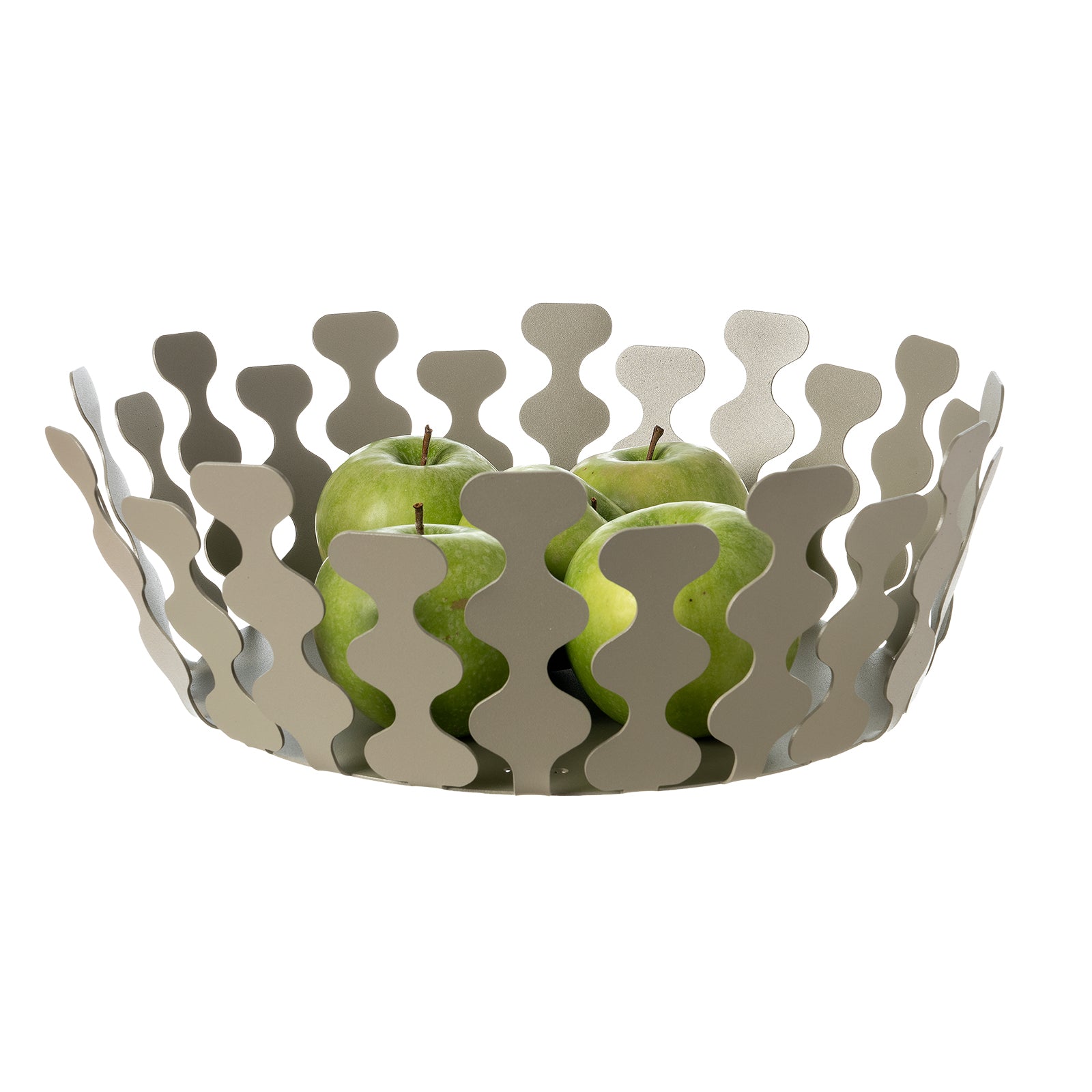 Fruttiera Nori Grande di Art&Mestieri in ferro color sabbia con frutta, vista tre quarti