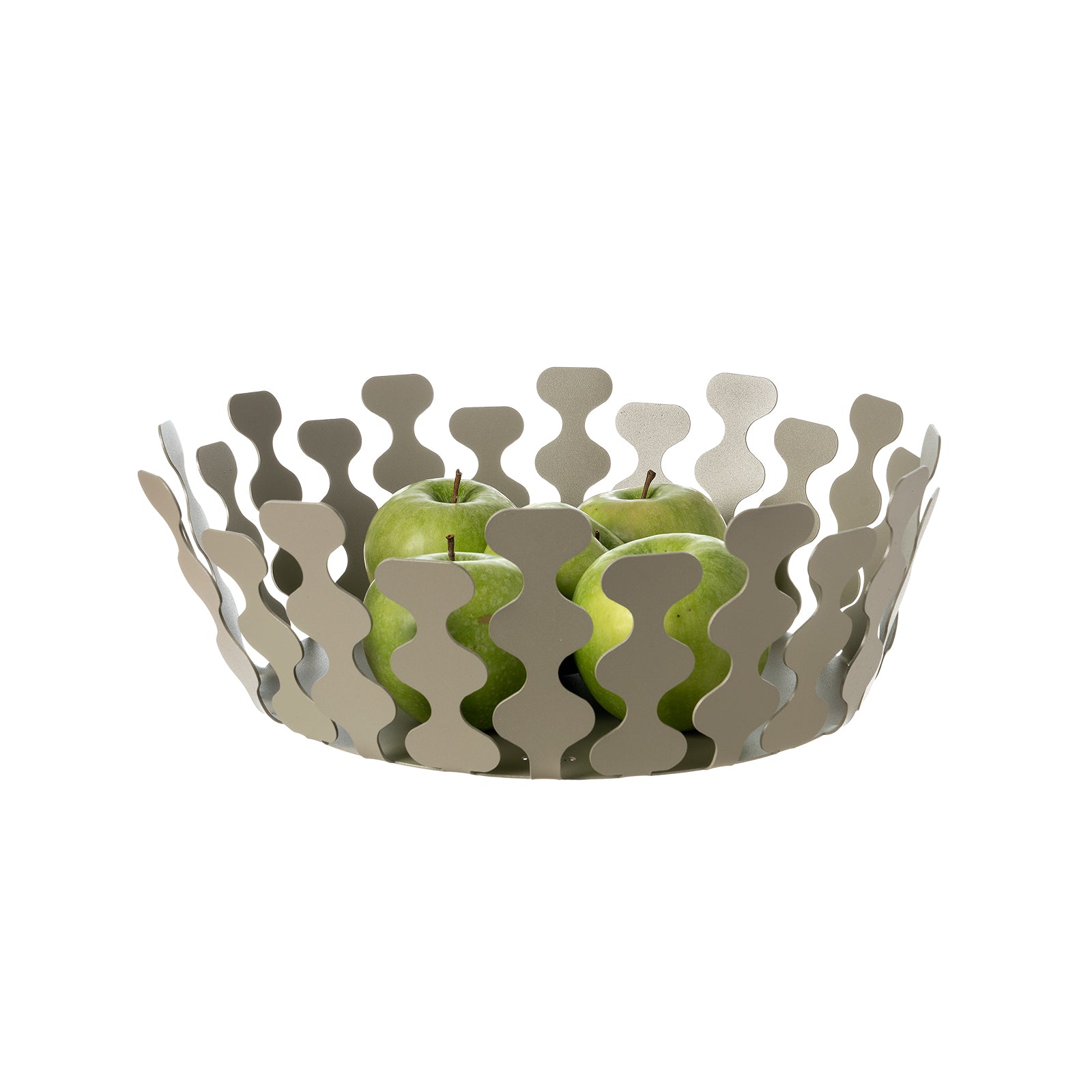 Fruttiera Nori Piccola di Art&Mestieri in ferro color sabbia con frutta, vista tre quarti