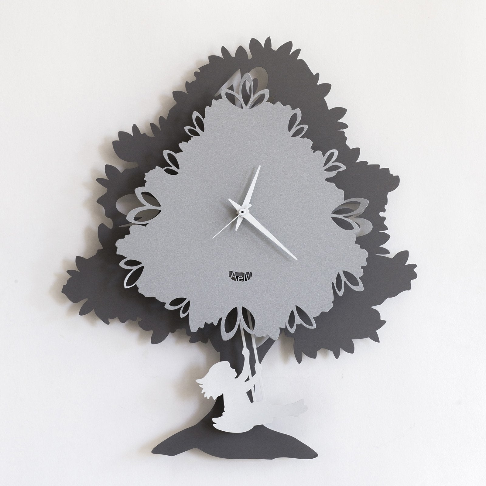 Albero pendulum clock